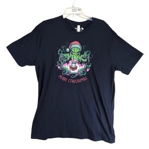 TeeTurtle Merry Cthulhumas Men's XL T-Shirt Navy Crew Short Sleeve Christmas Cat